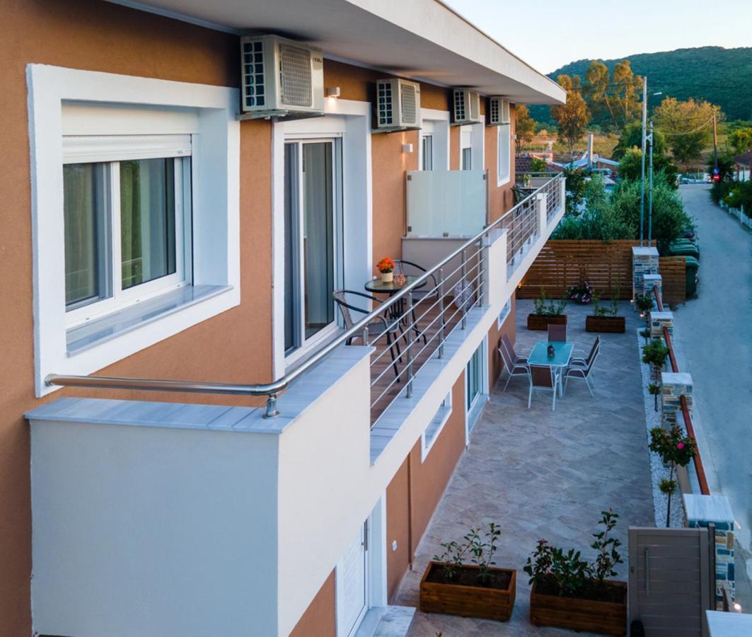Orea Homes Ammoudia Exterior photo
